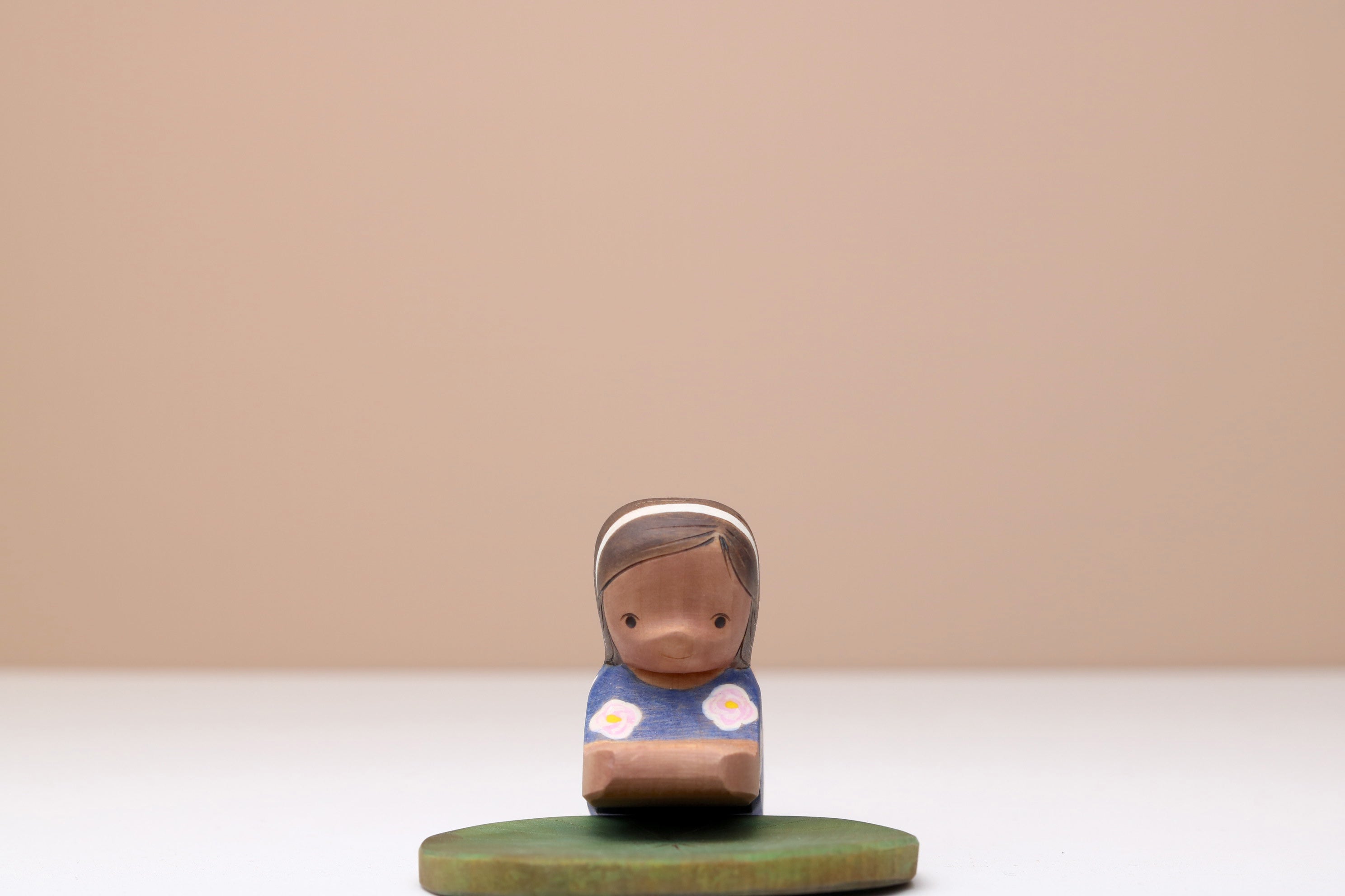 Little Bookworm-Tonal Variation