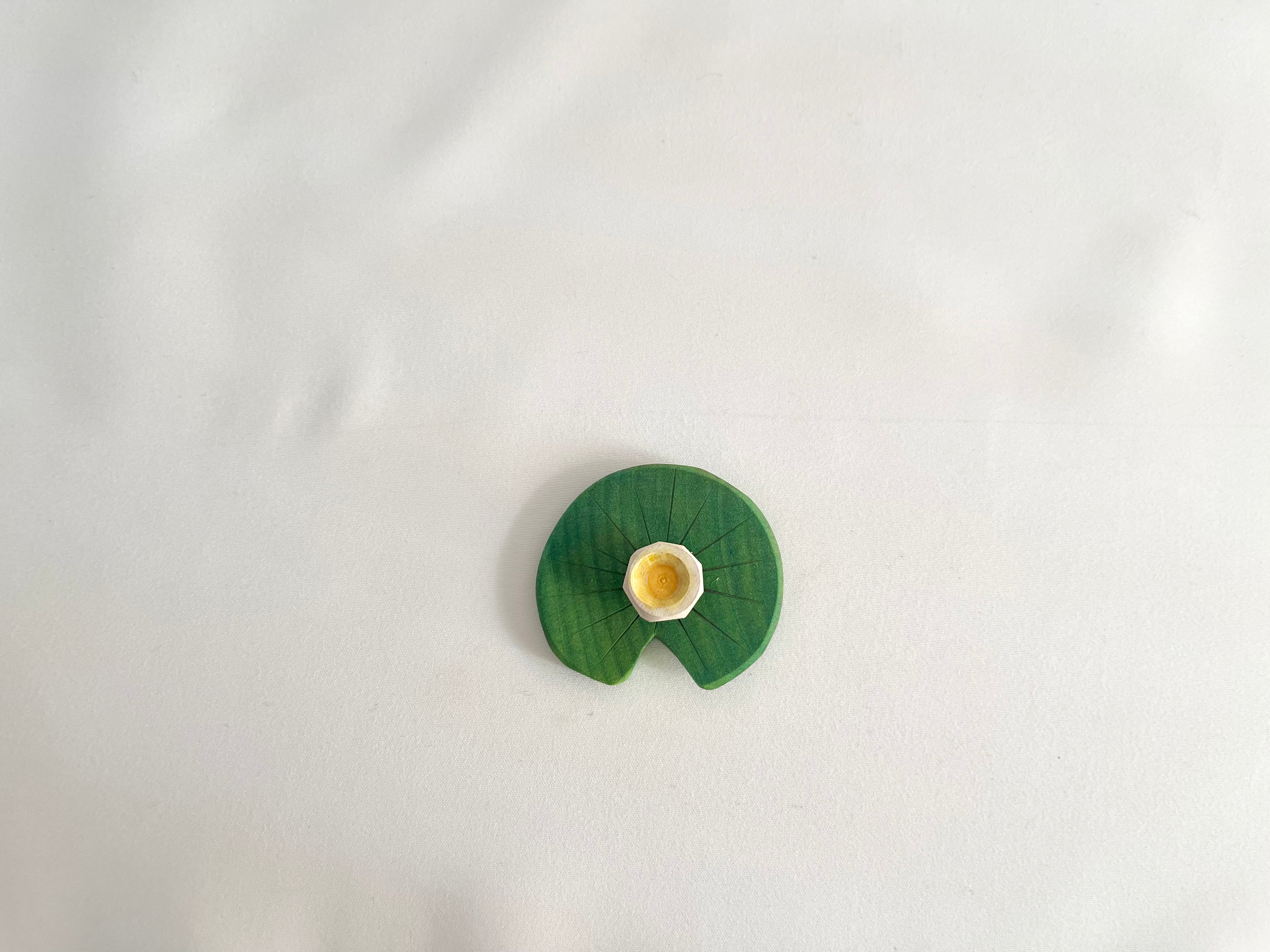 Small Lily Pad