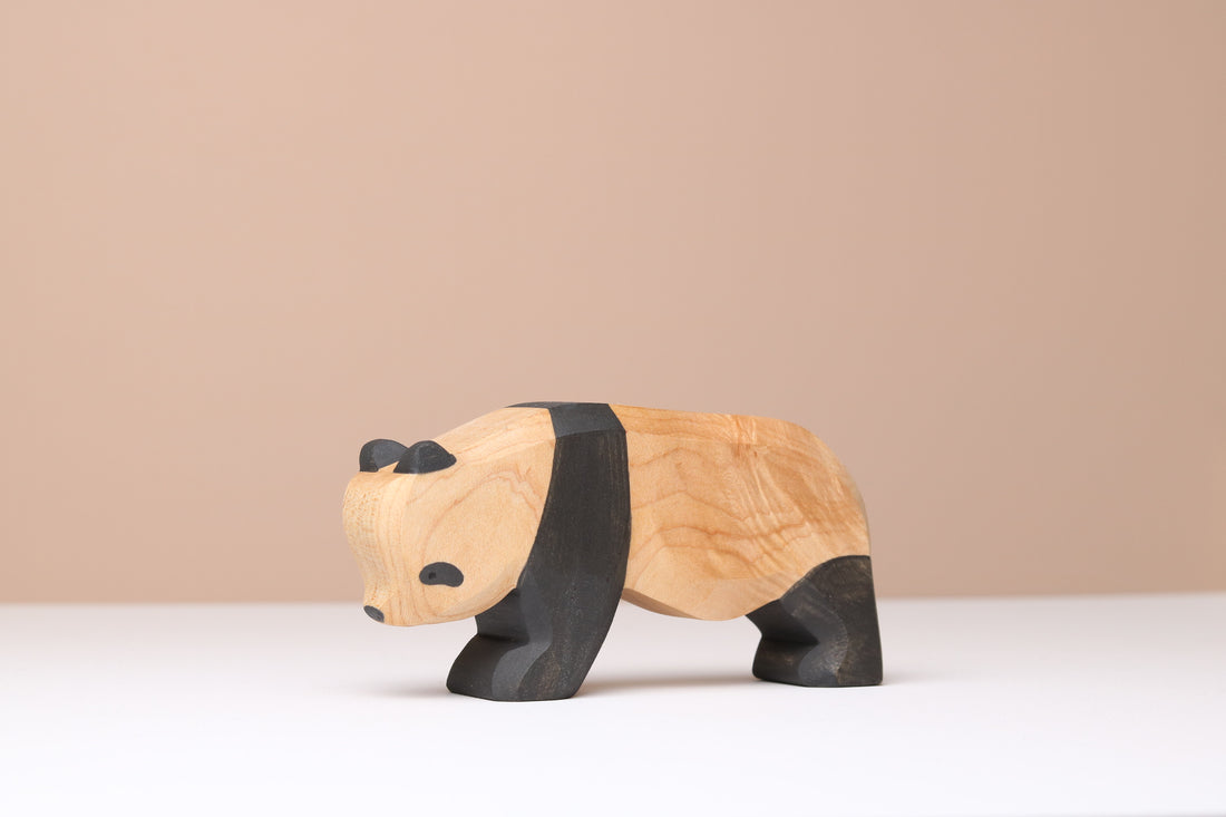 Big Walking Panda-Wavy Grain